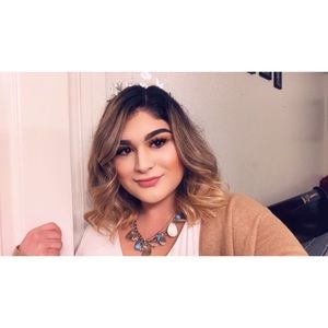 Meet your Posher, Ivette